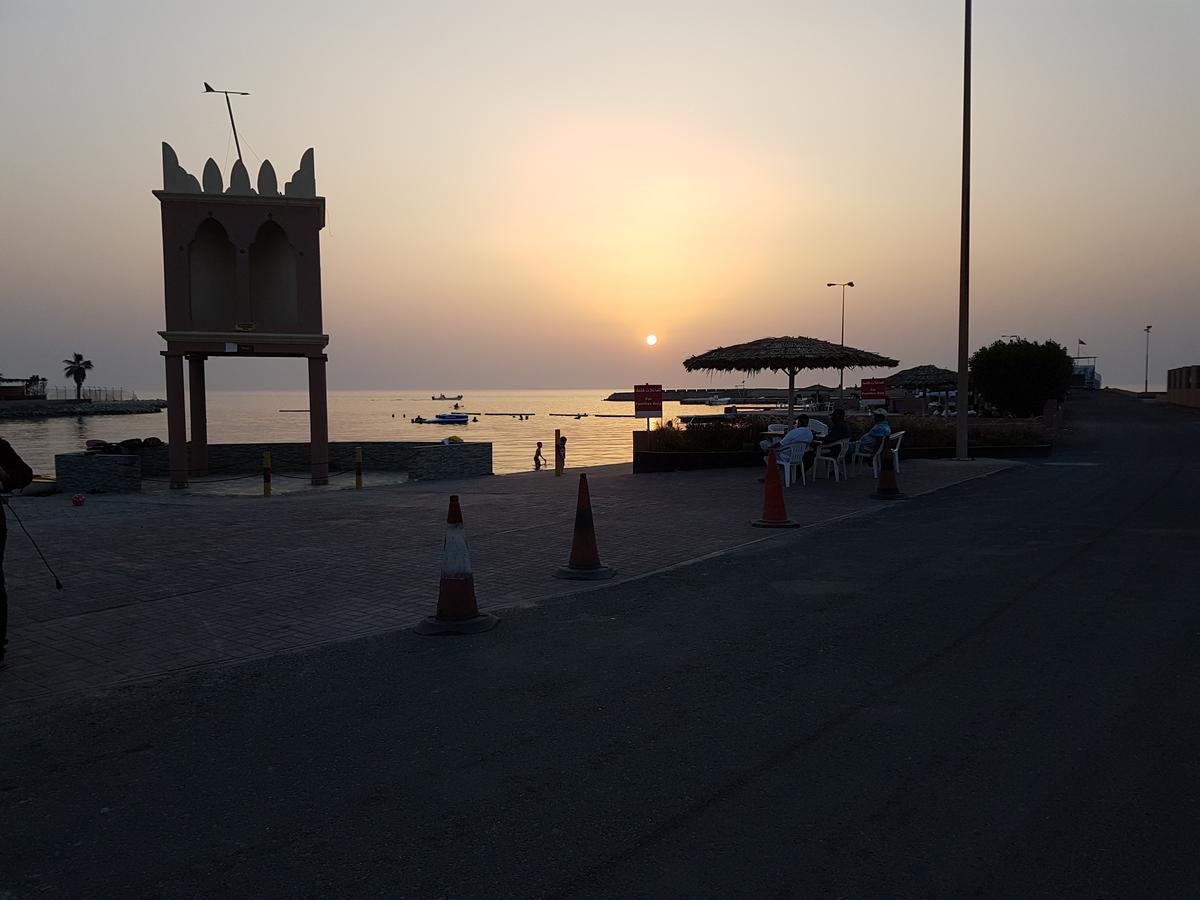 Bahrain Beach Bay Az Zallāq Exteriör bild